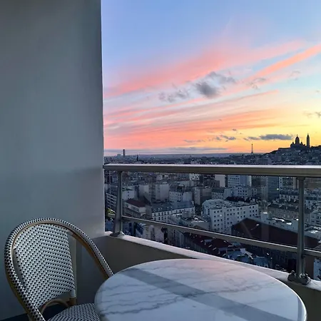 Panorama Parisien Apartman
